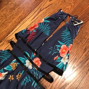 Express XS Tropical Maxi Dress.